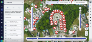 Plataforma de monitoramento territorial exibe mapa urbano com imóveis georreferenciados, auxiliando a gestão municipal no contexto da reforma tributária e atualização cadastral.